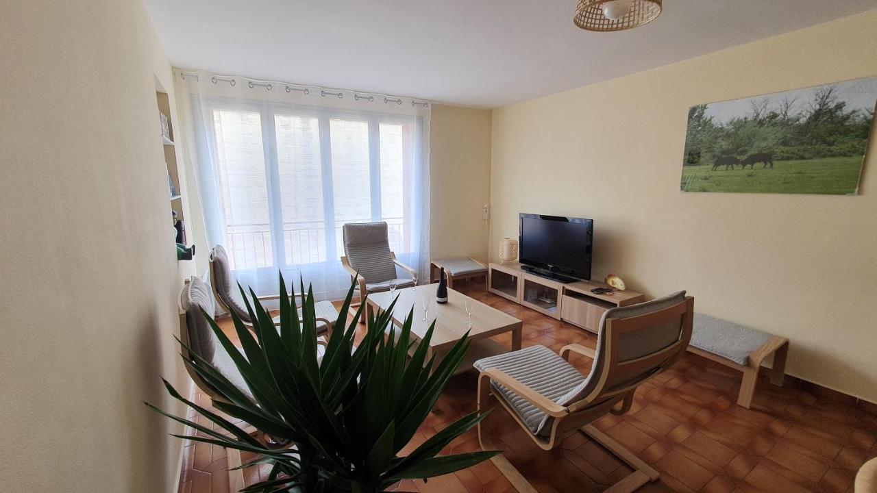 Appartement La Tour Du Sel Aigues-Mortes Buitenkant foto